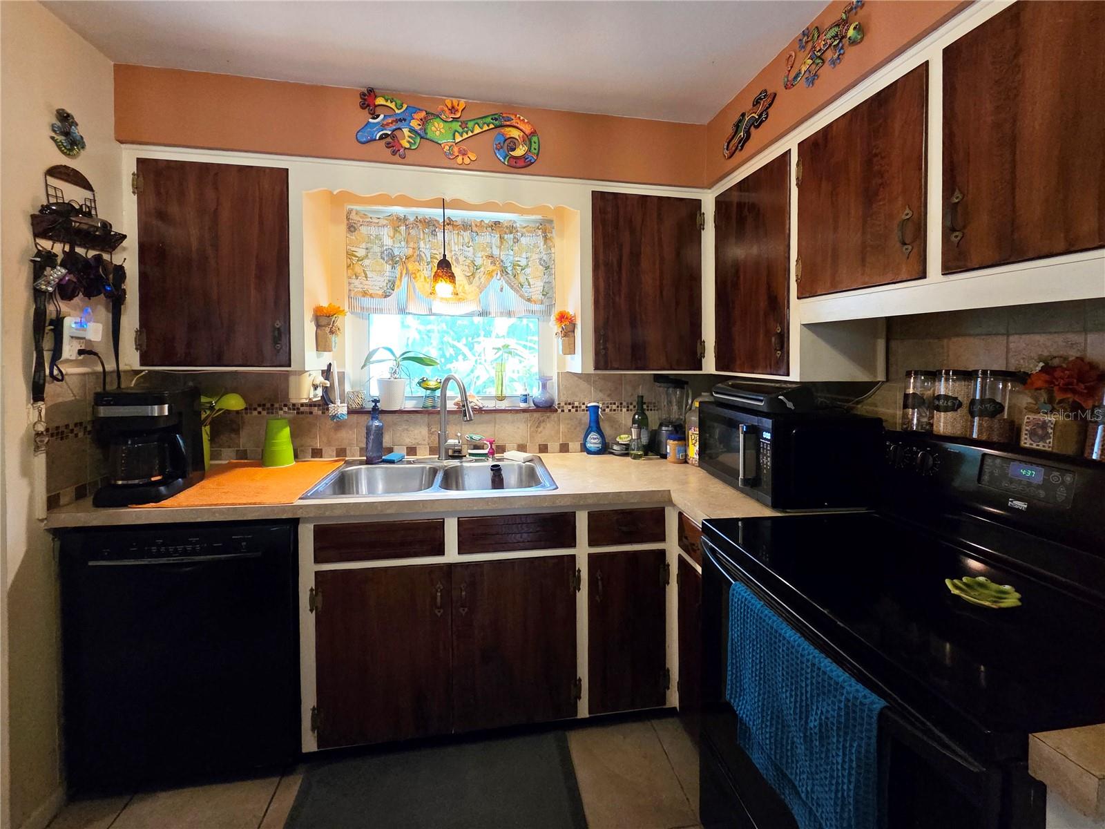 ORANGE RIDGE 1ST ADD - Residential