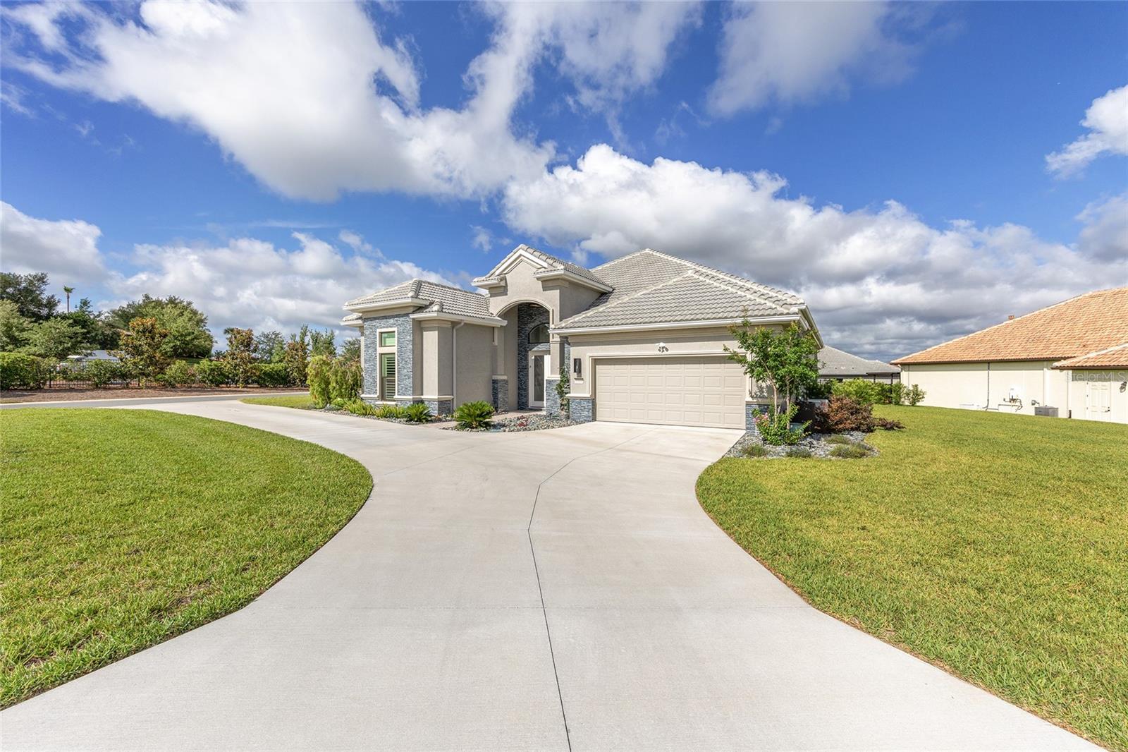 HALLS RESERVE - Residential