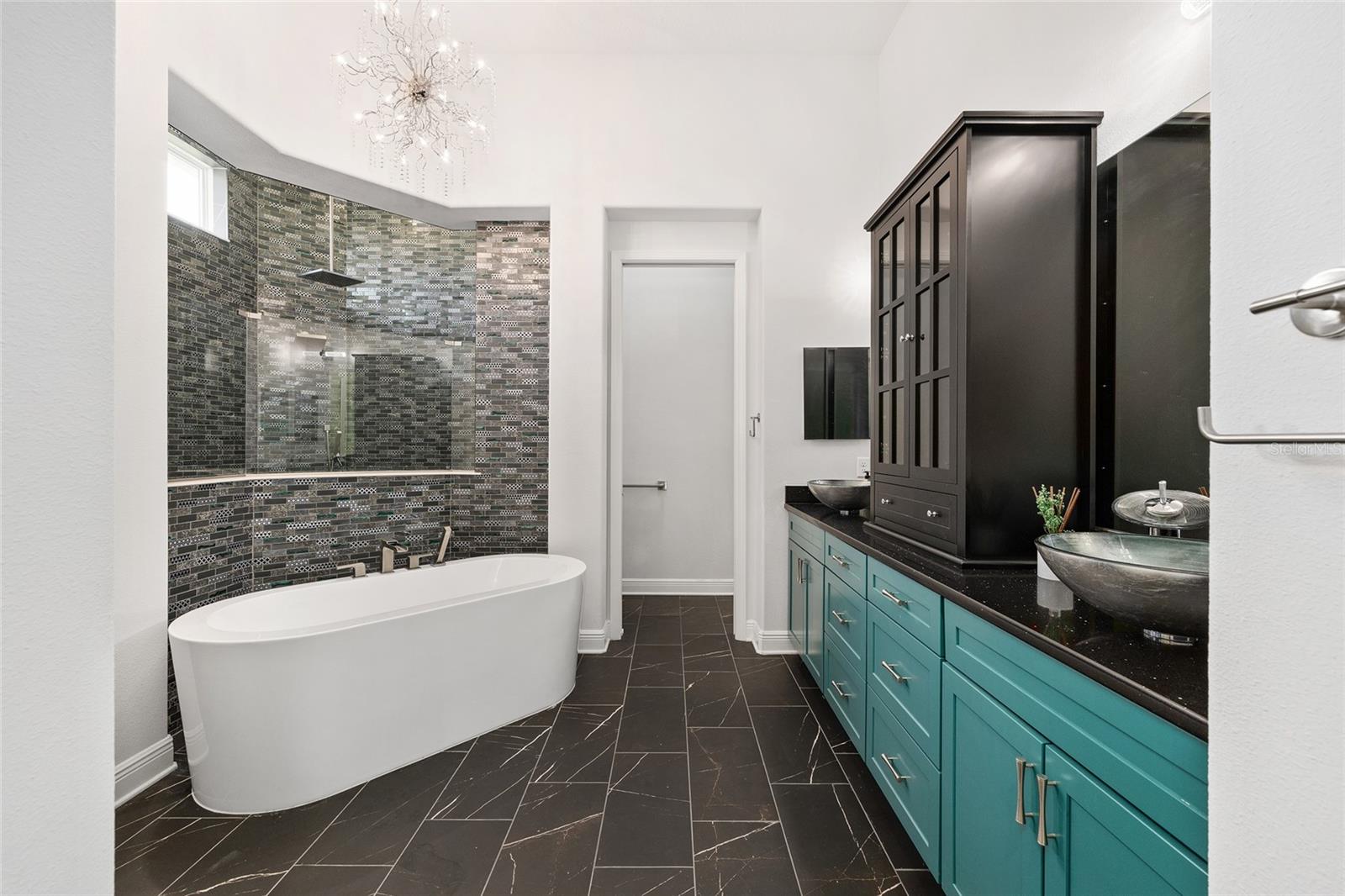 HALLS RESERVE - Residential