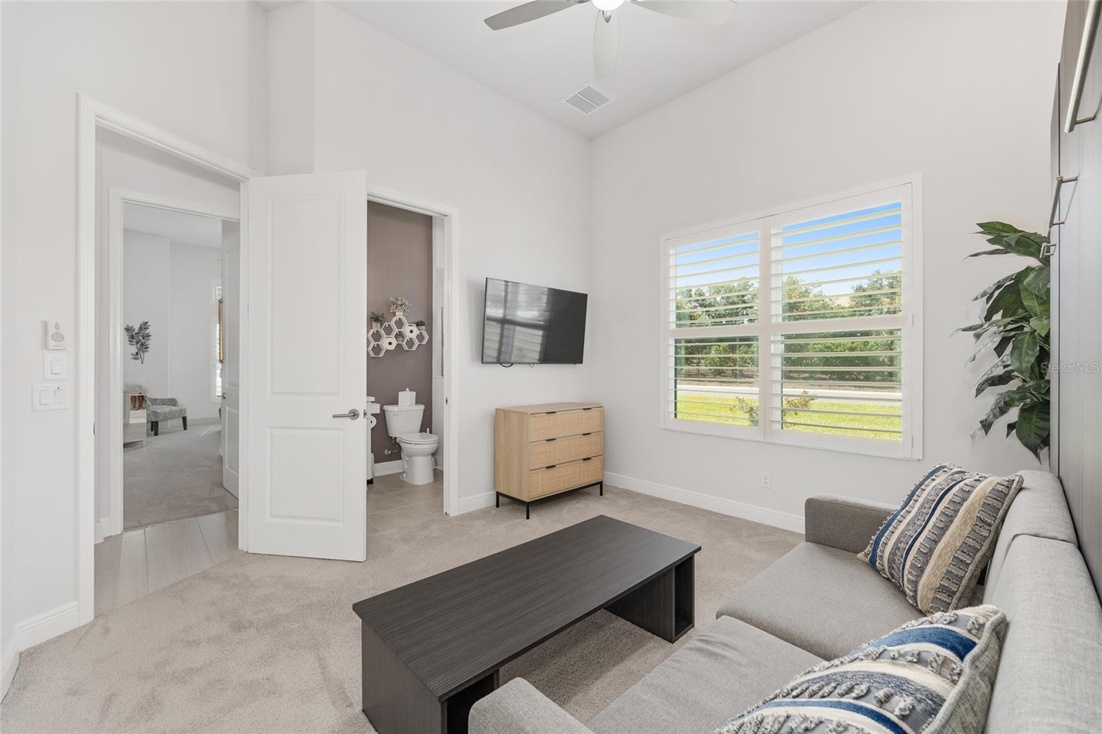 HALLS RESERVE - Residential