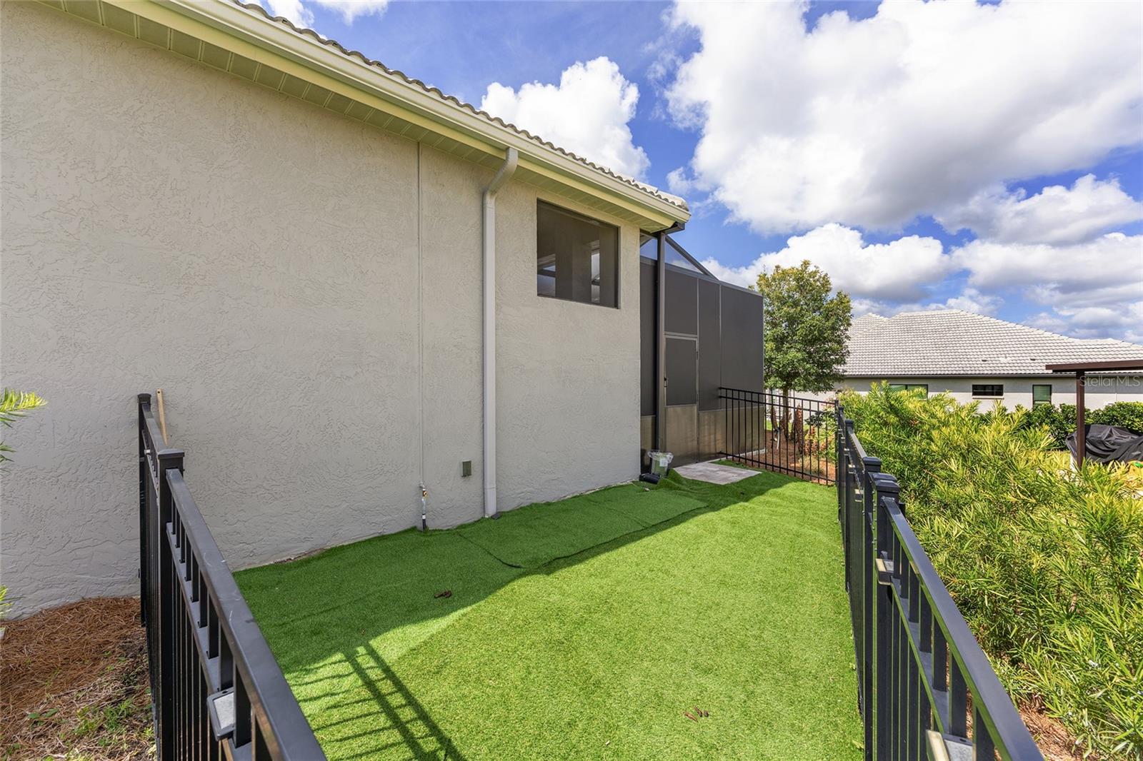 HALLS RESERVE - Residential