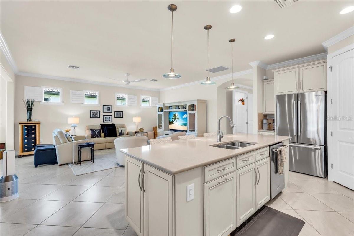 ISLANDWALK AT THE WEST VILLAGE - Residential