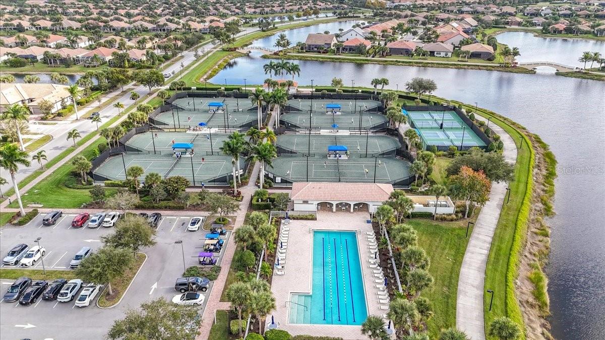 ISLANDWALK AT THE WEST VILLAGE - Residential