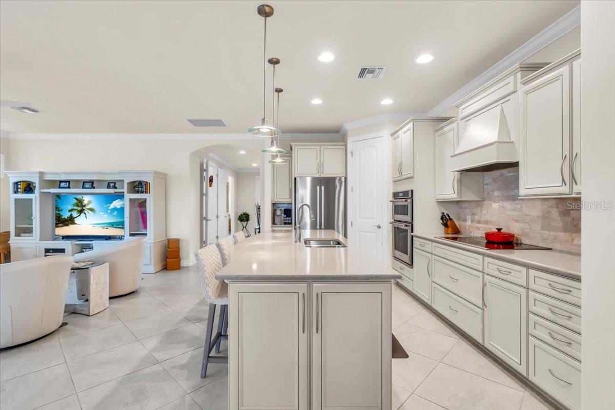 ISLANDWALK AT THE WEST VILLAGE - Residential