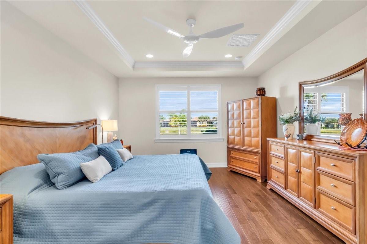 ISLANDWALK AT THE WEST VILLAGE - Residential