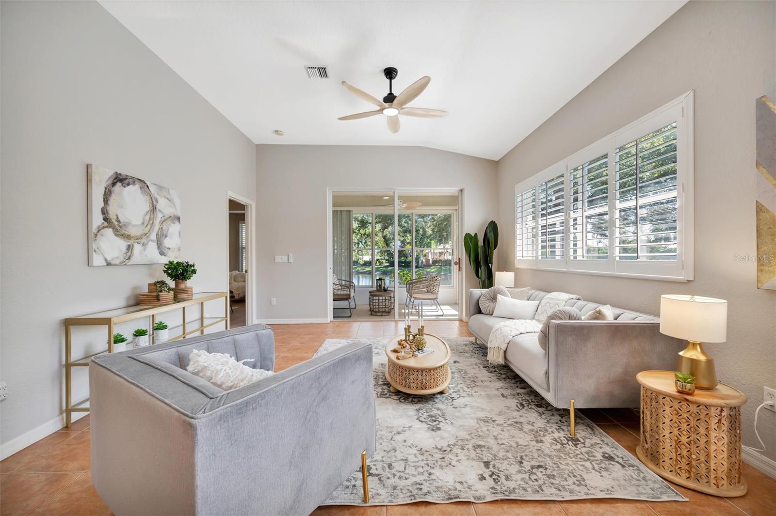 VENETIA PH 5 - Residential