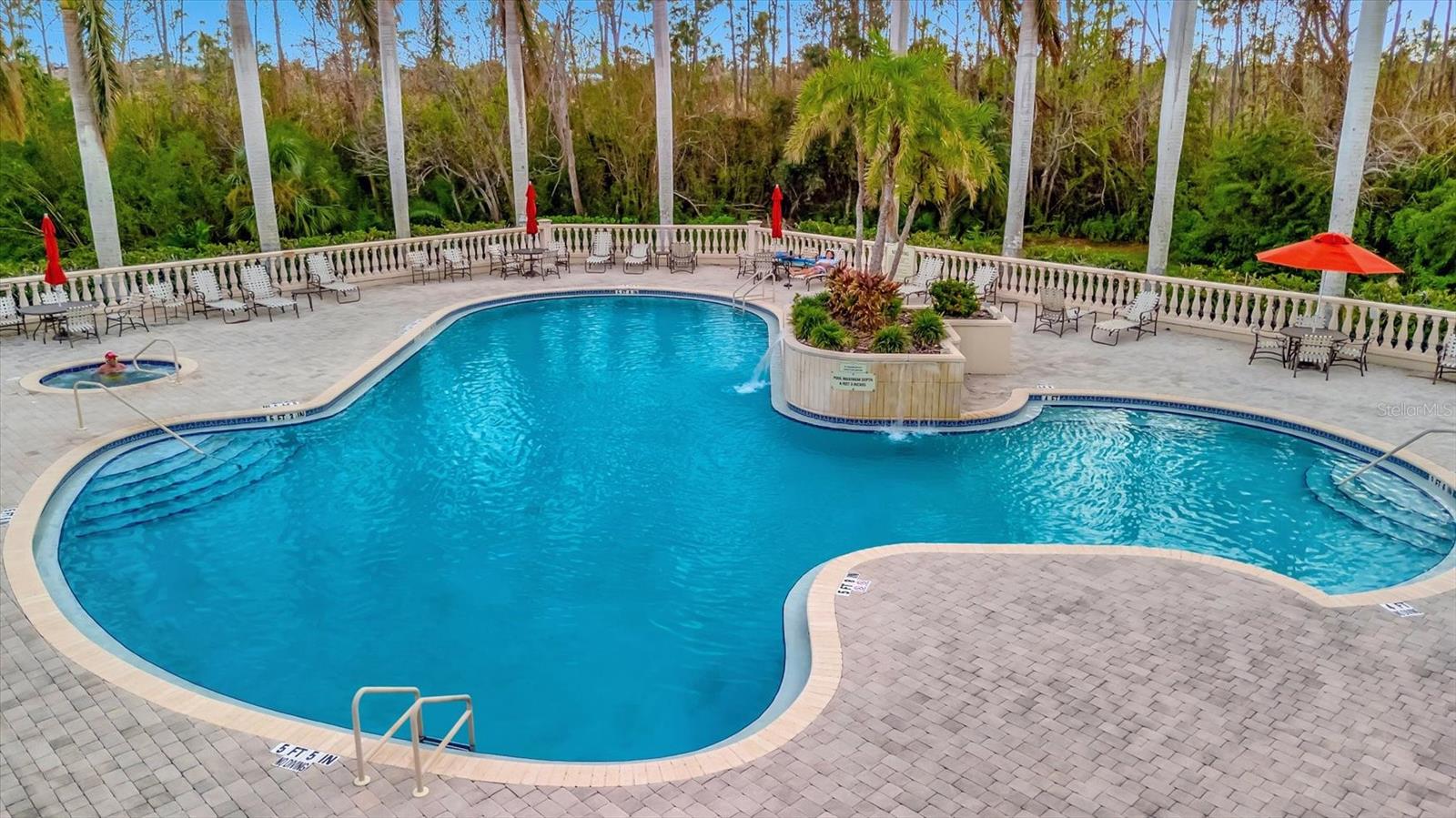 VENETIA PH 5 - Residential