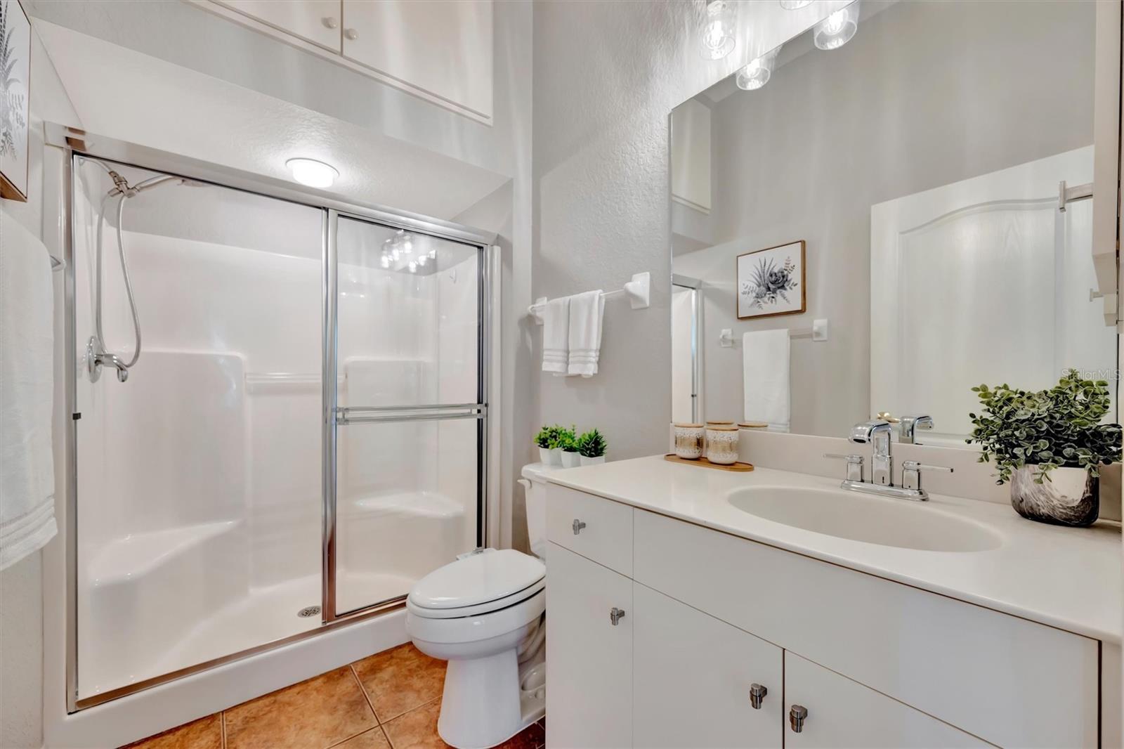 VENETIA PH 5 - Residential