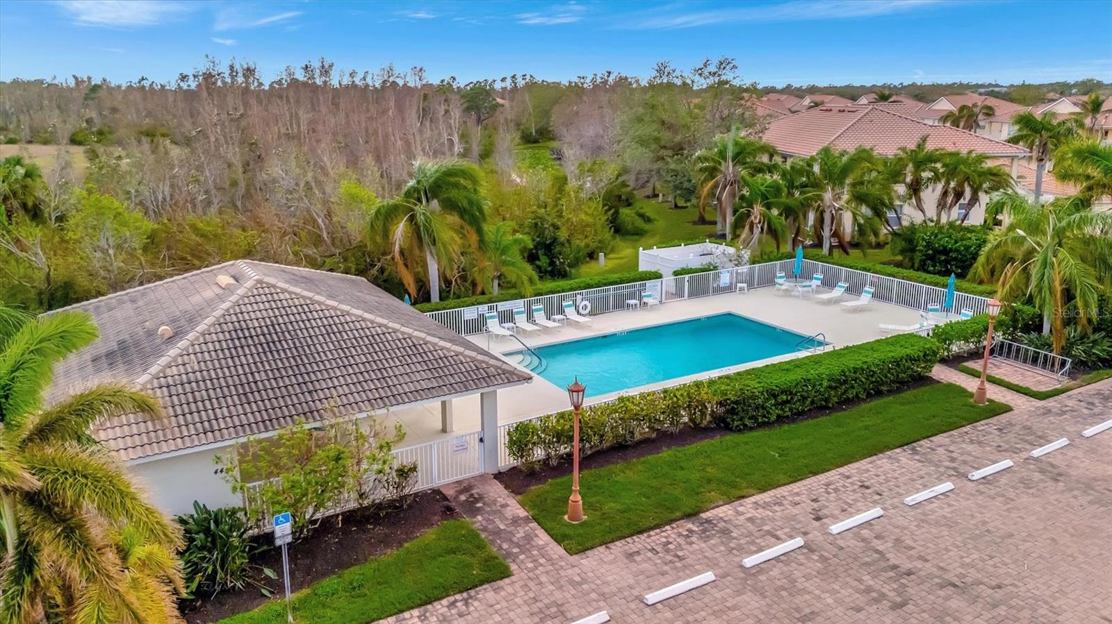 VENETIA PH 5 - Residential