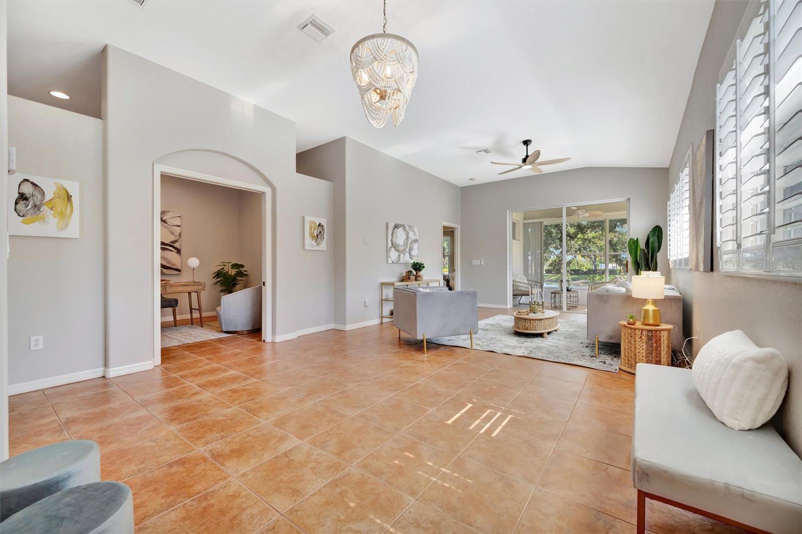 VENETIA PH 5 - Residential