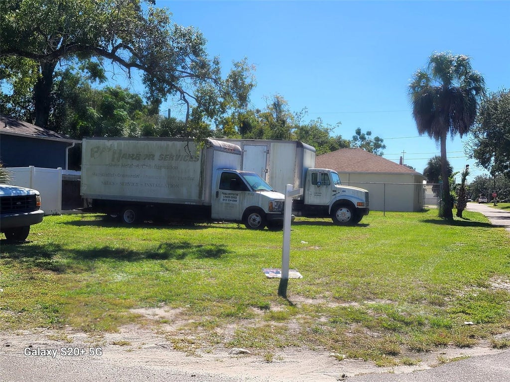 Photo of 2505 E 29th Avenue, Tampa, FL 33605 (MLS # TB8559863)