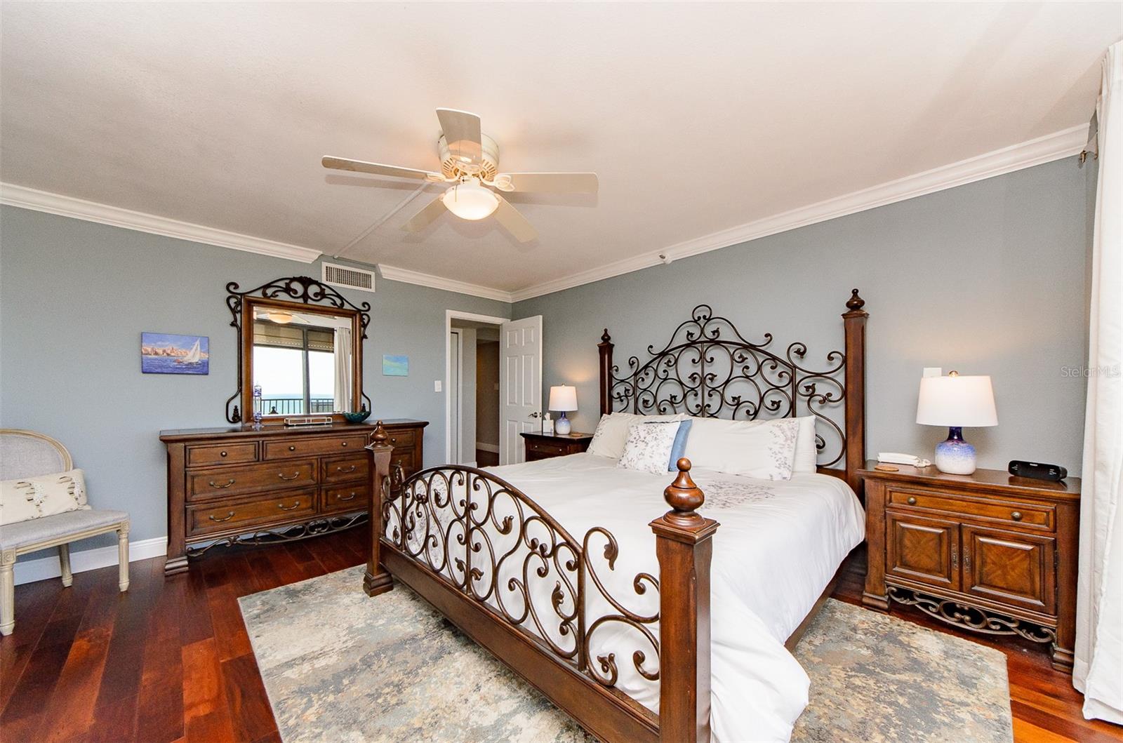 LANDMARK TOWERS 2 - Residential Lease