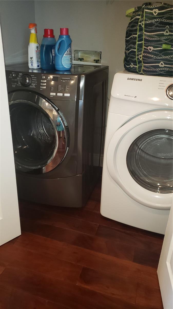 LANDMARK TOWERS 2 - Residential Lease