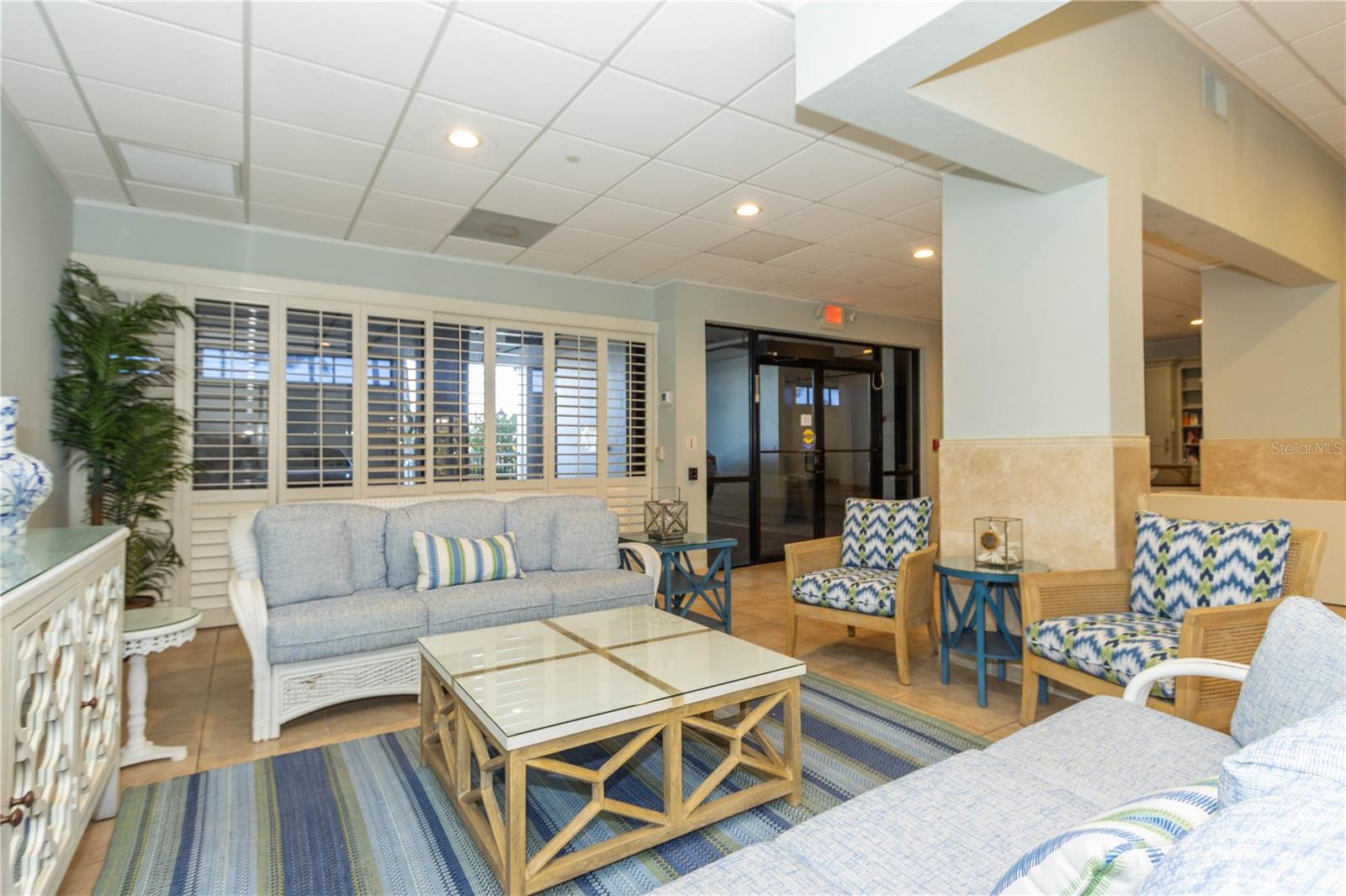 LANDMARK TOWERS 2 - Residential Lease