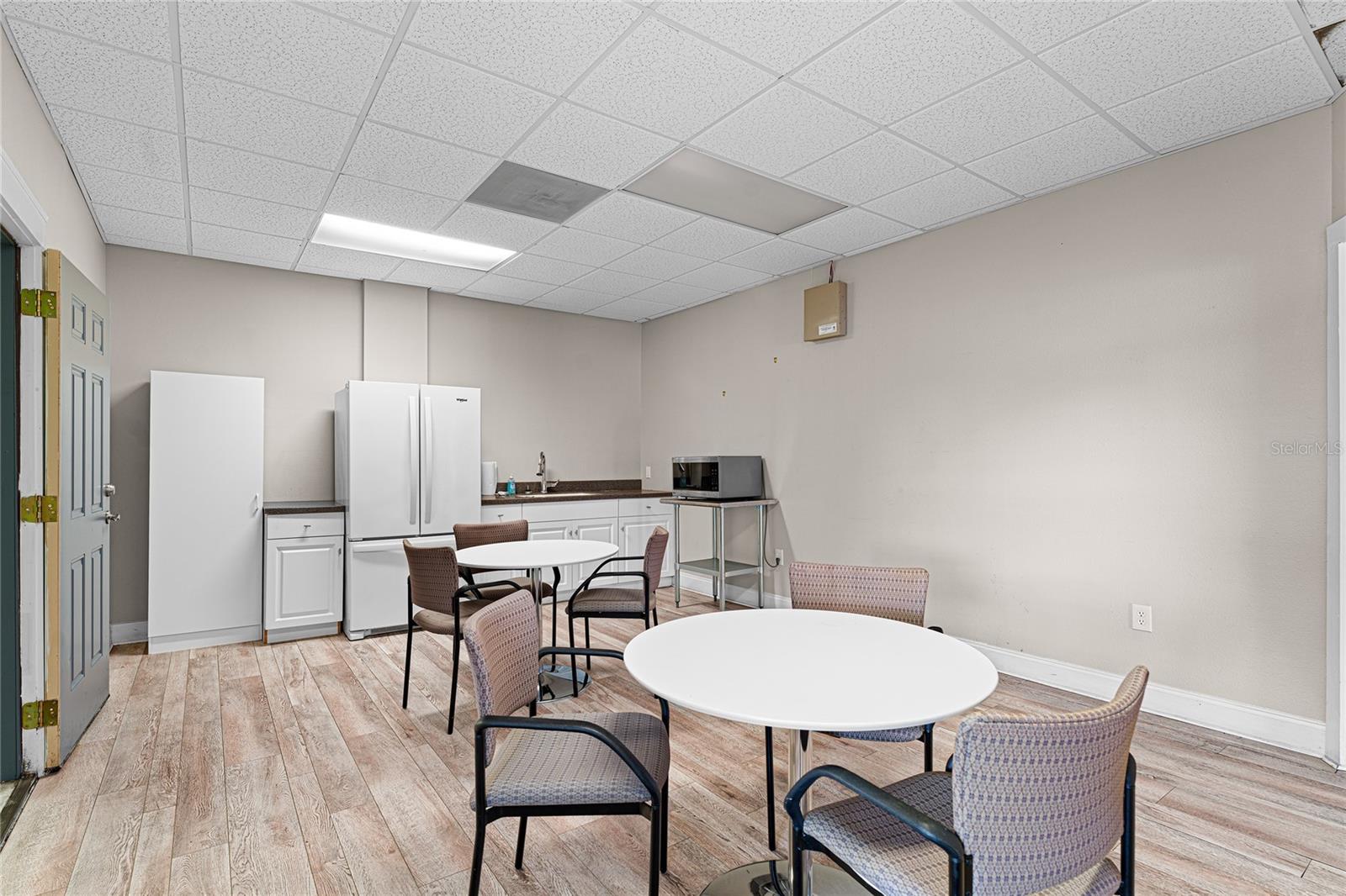 DEMOREST - Commercial Sale