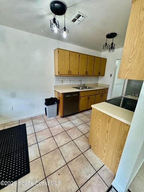 1220 CHENEY HIGHWAY D