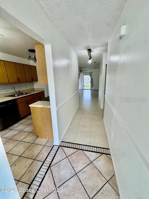 1220 CHENEY HIGHWAY D