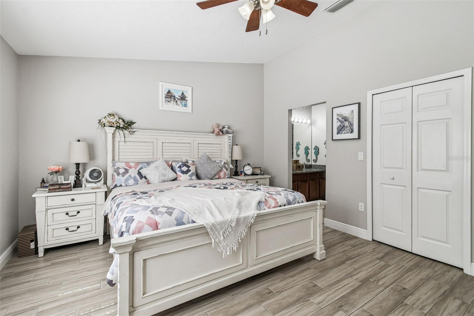 LAKES AT HERON COVE CONDO PH 07 - Residential