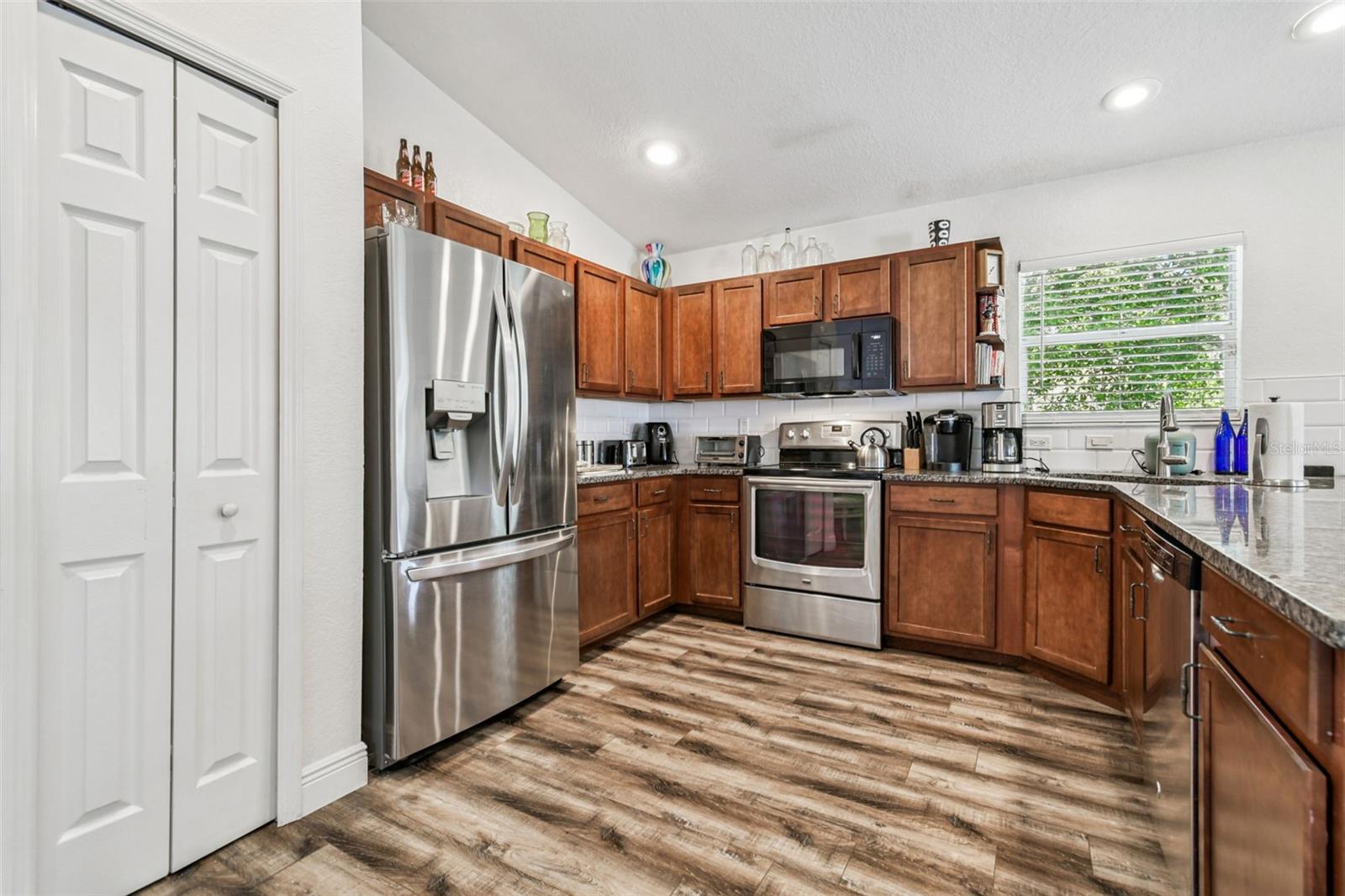 LAKES AT HERON COVE CONDO PH 07 - Residential