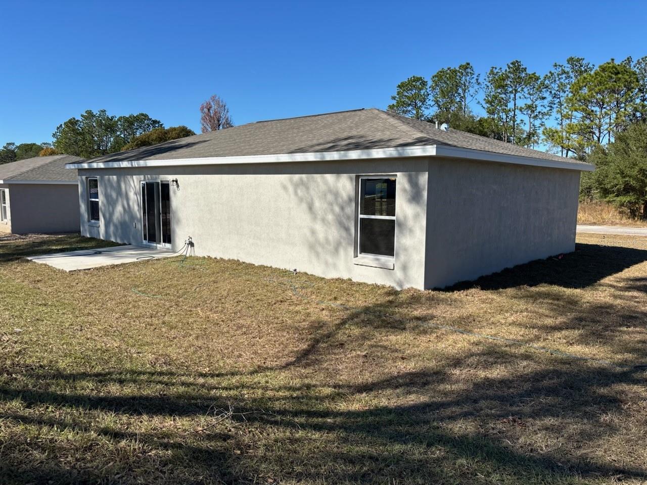 2290 W MENORES DRIVE