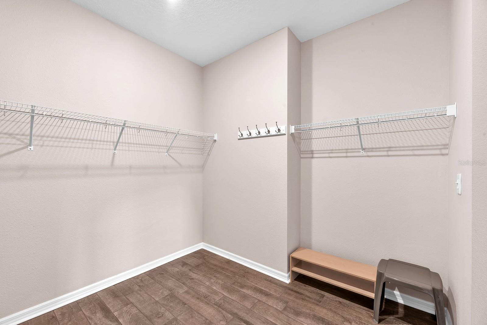 FISHHAWK RANCH WEST PH 3B - Residential