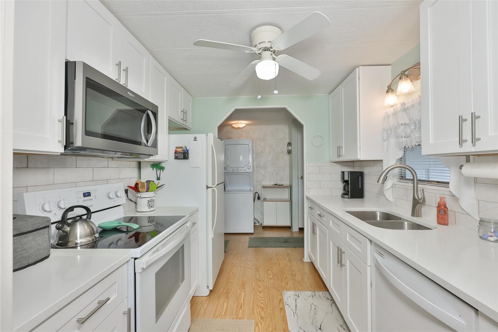 CITRUS WOODS ESTATES - Residential