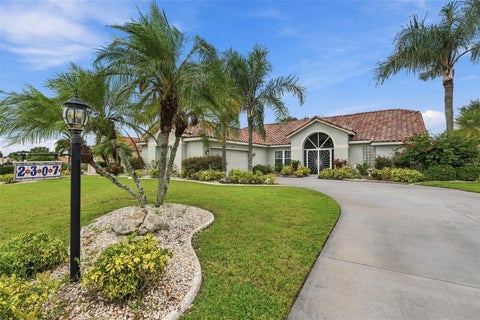 Photo of 2307 Platinum Drive, Sun City Center, FL 33573 (MLS # TB8560239)