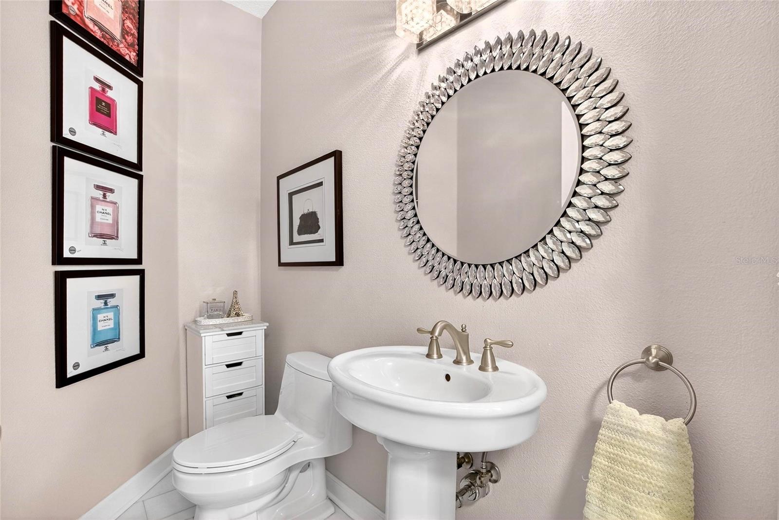 CLUBHOUSE ESTATES AT SUMMERFIE - Residential