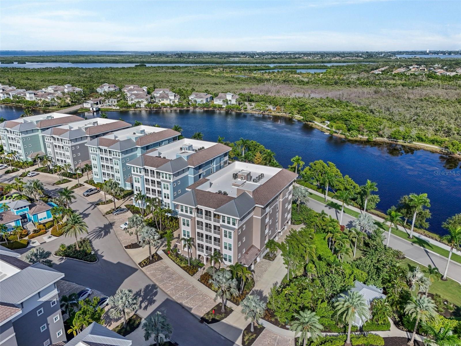 MARINA WALK ON ONE PARTICULAR HARBOUR 2 - Residential