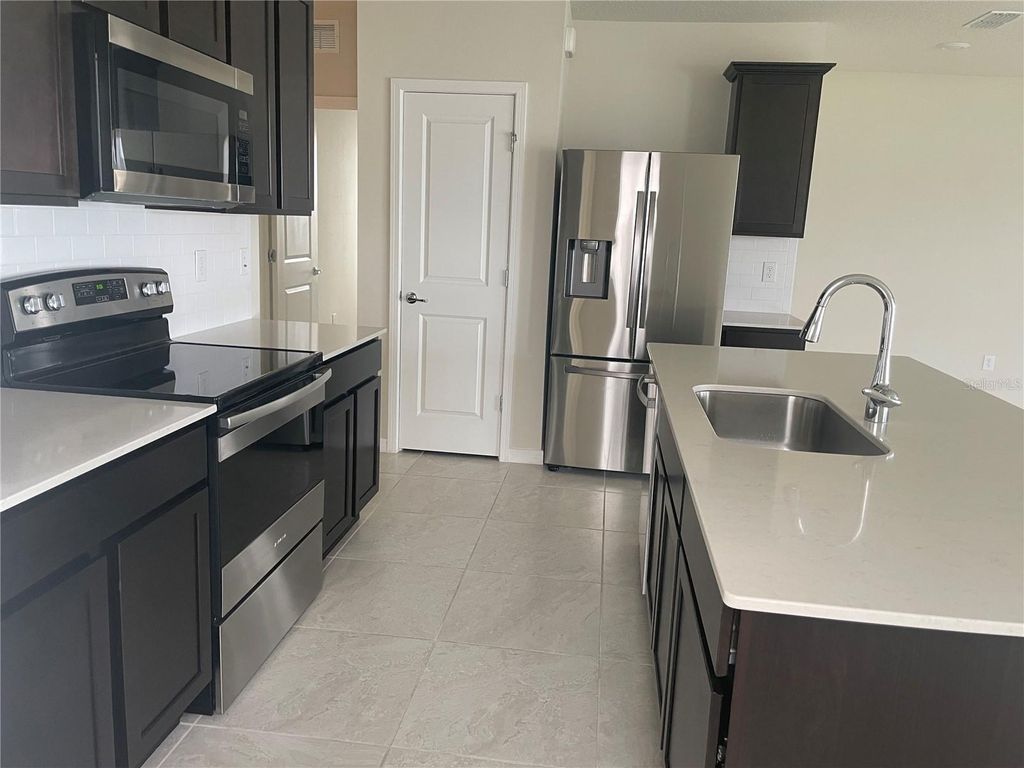 Photo of 1260 Regal King Drive, Kissimmee, FL 34746 (MLS # O6402101)