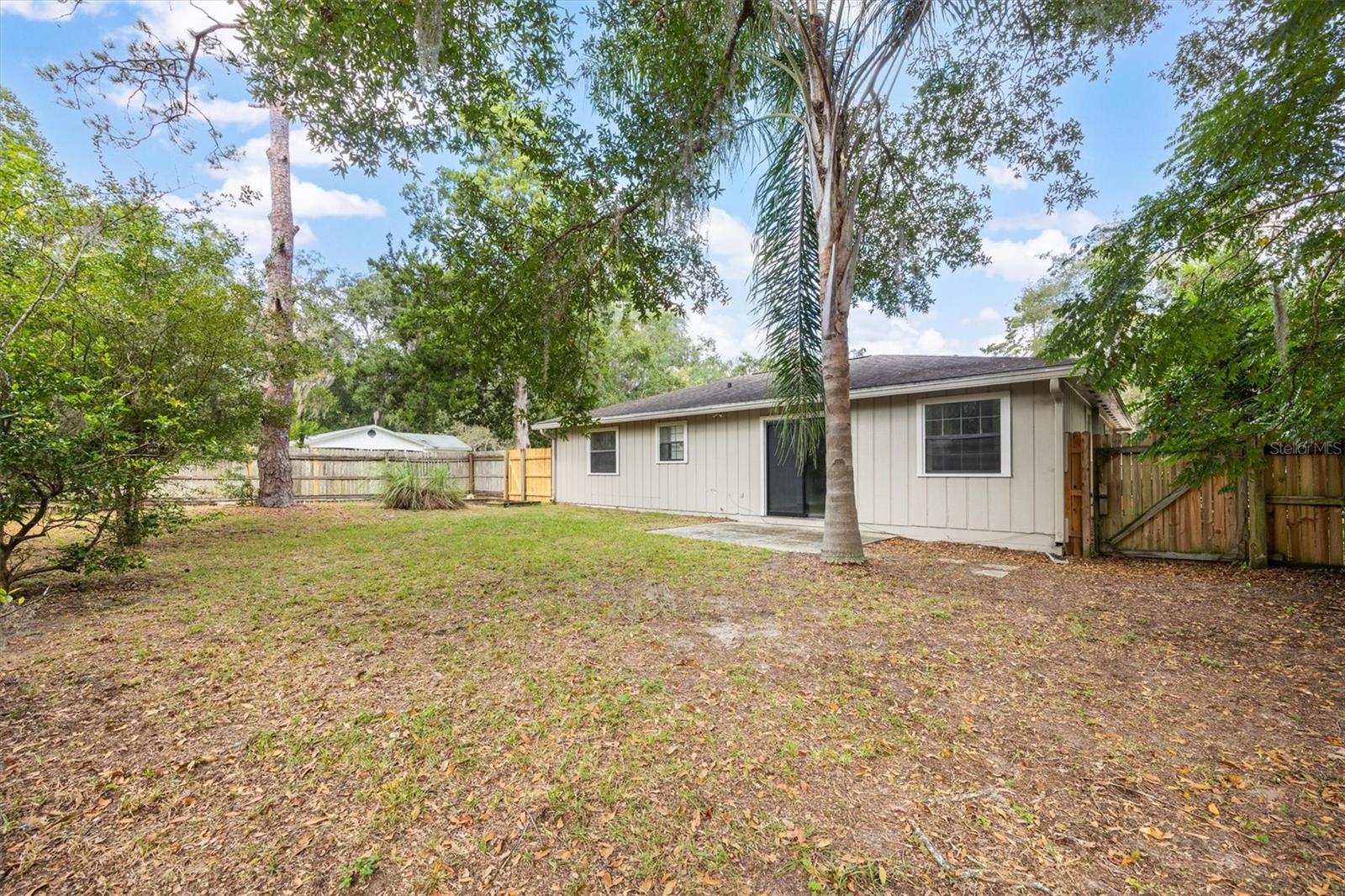 PINE MEADOWS - Residential