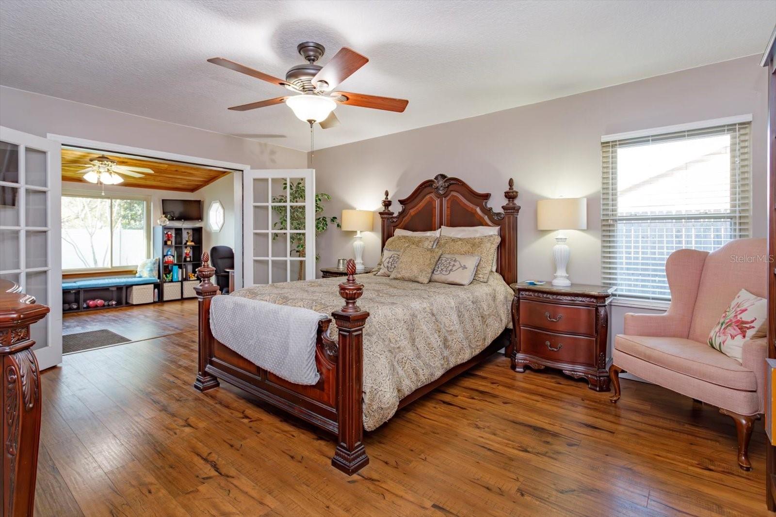 SILVER WOODS PH 01 - Residential