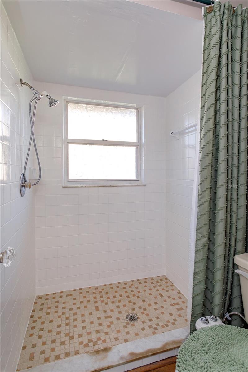 SILVER WOODS PH 01 - Residential