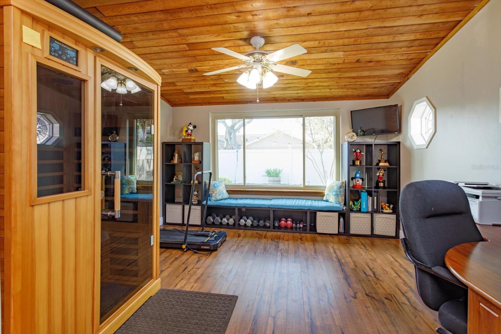 SILVER WOODS PH 01 - Residential