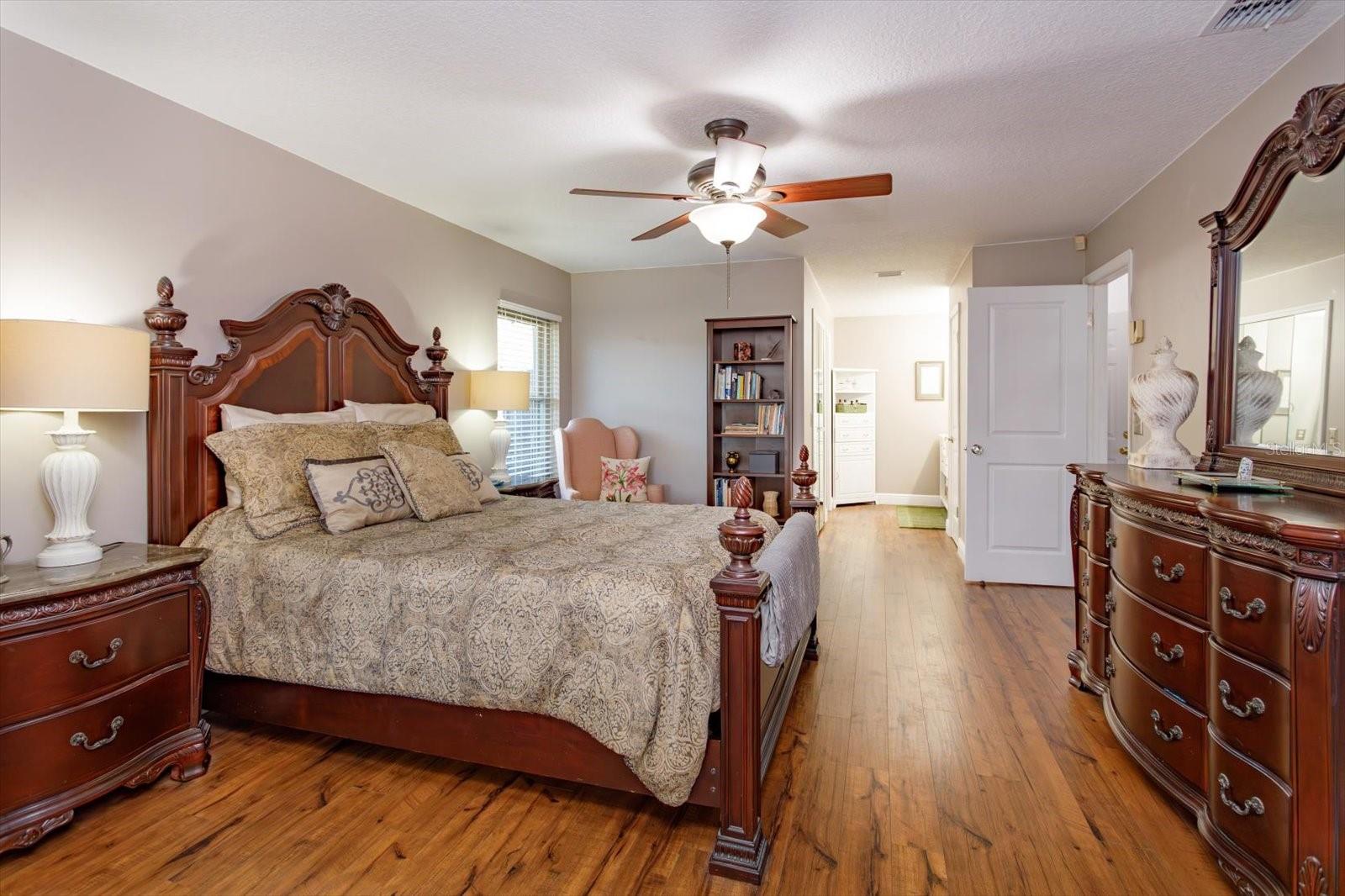 SILVER WOODS PH 01 - Residential