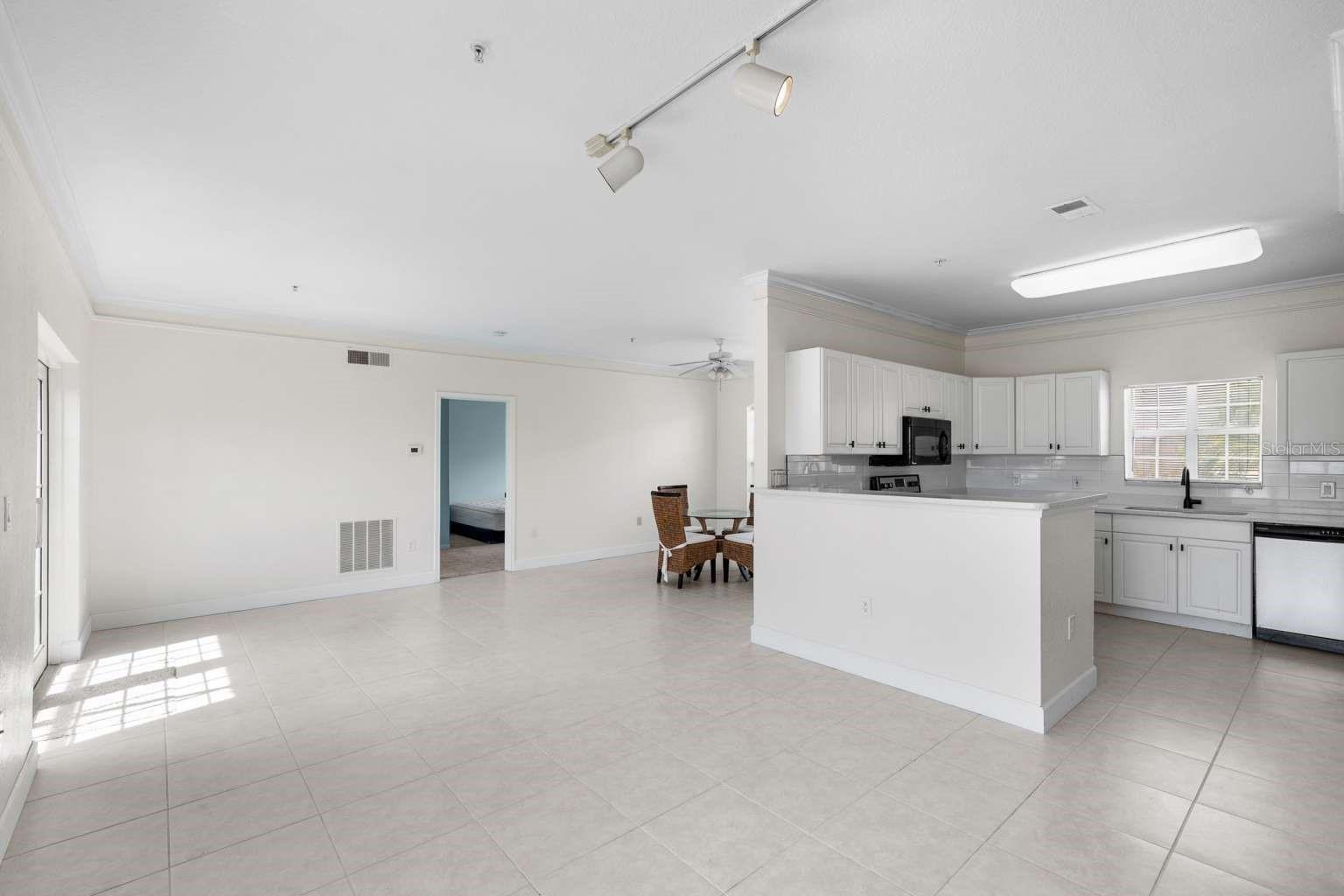 BEACHWALK CONDO - Residential Lease