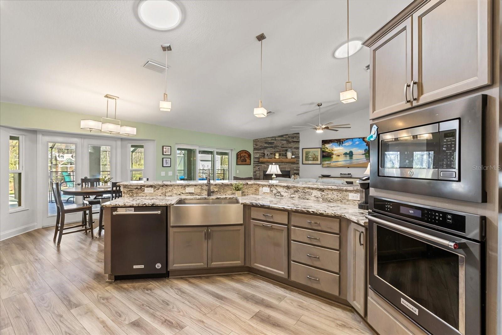 KINGSLAND COUNTRY ESTATE - Residential