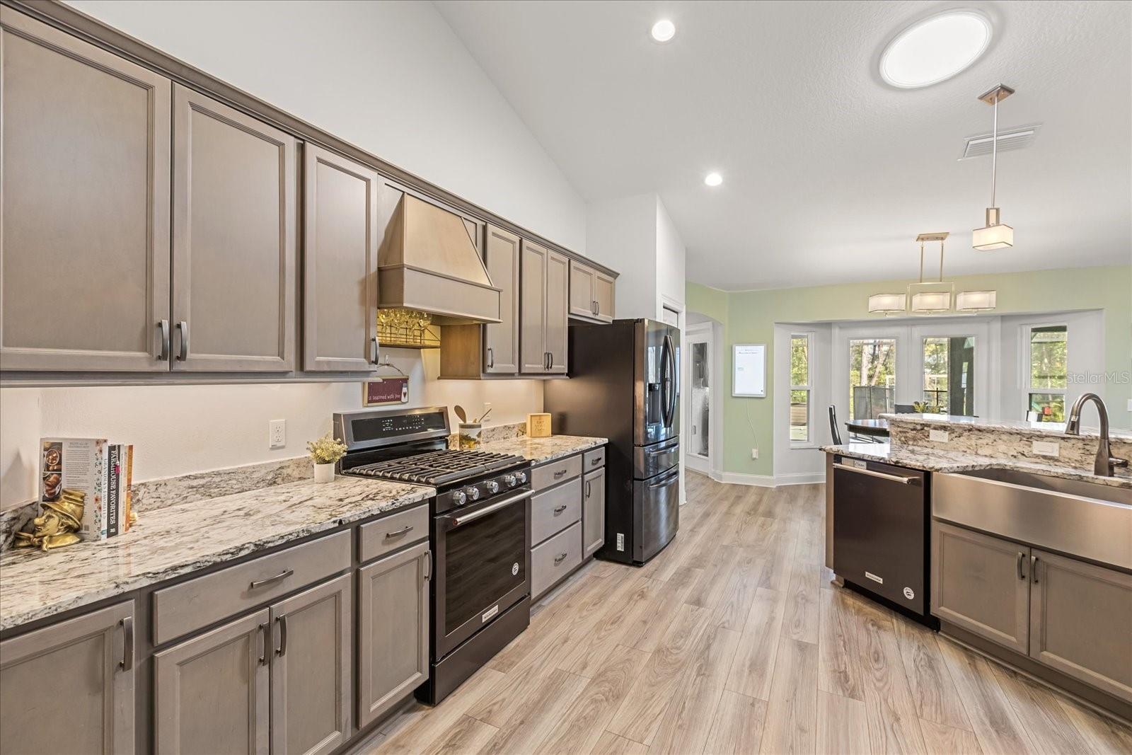 KINGSLAND COUNTRY ESTATE - Residential