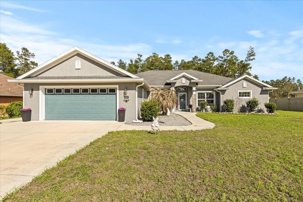 Photo of 9563 SW 40th Terrace, Ocala, FL 34476 (MLS # O6392803)