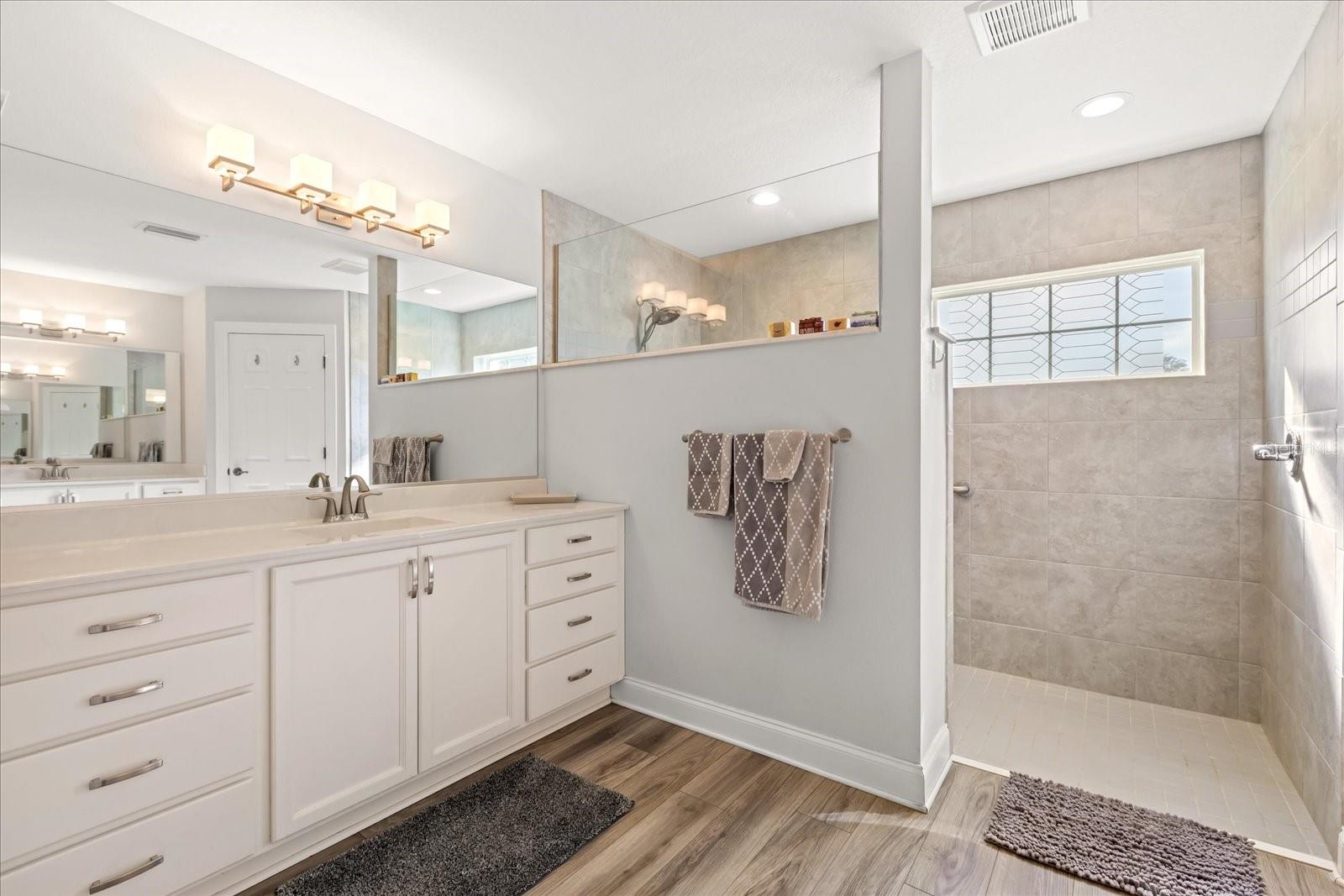 KINGSLAND COUNTRY ESTATE - Residential