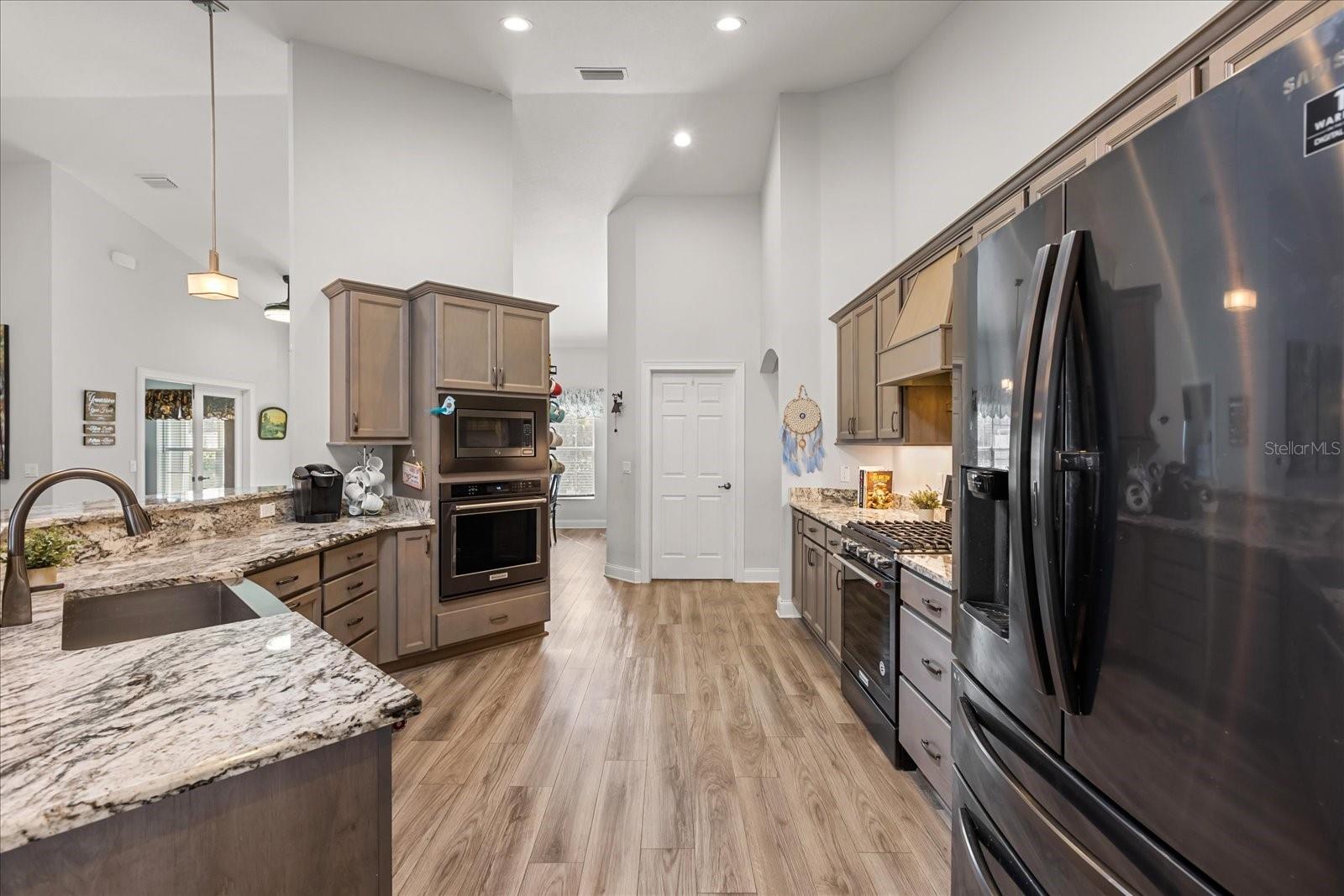 KINGSLAND COUNTRY ESTATE - Residential