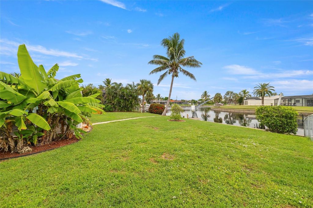 Photo of 2461 W Marion Avenue, Punta Gorda, FL 33950 (MLS # A4664439)