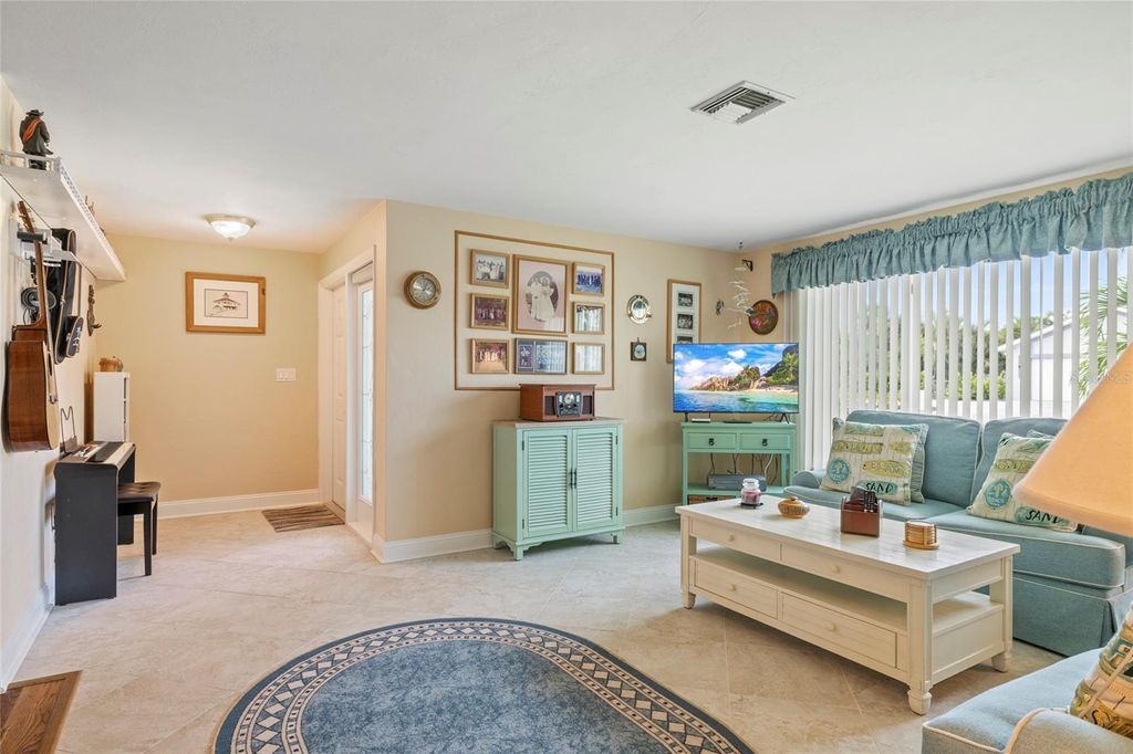 Photo of 2461 W Marion Avenue, Punta Gorda, FL 33950 (MLS # A4664439)