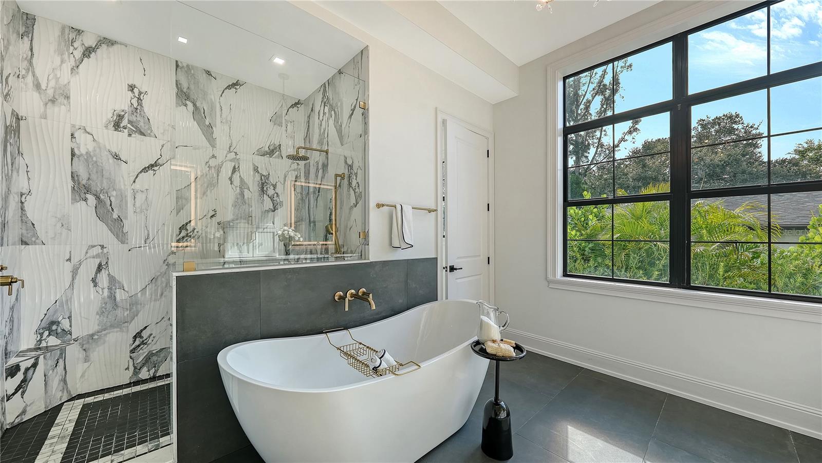 SIESTA BEACH - Residential