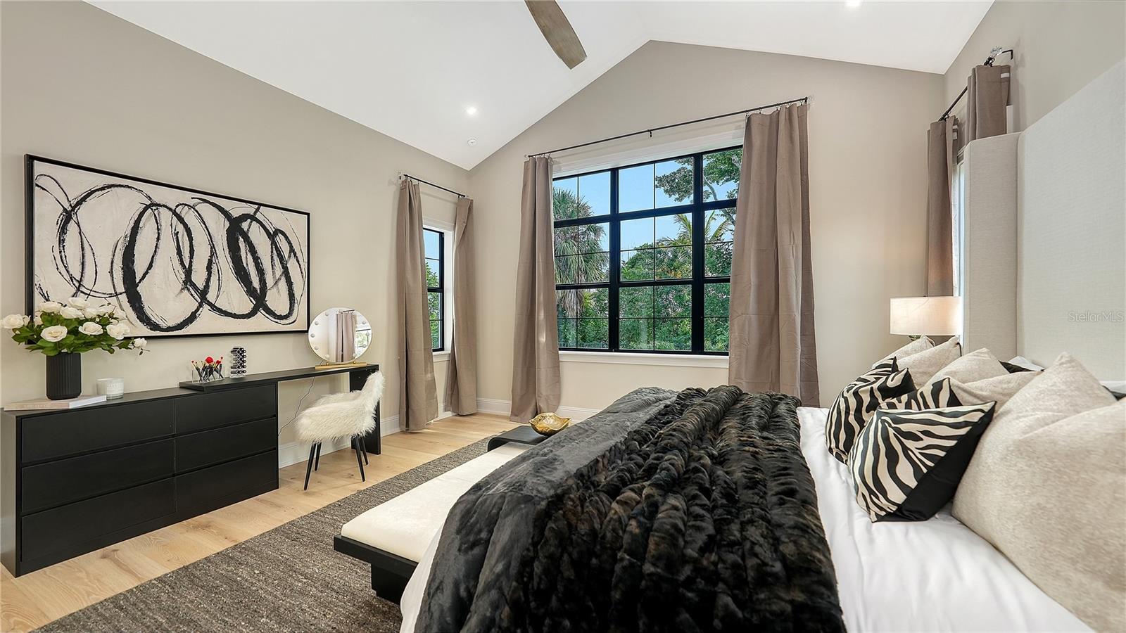 SIESTA BEACH - Residential