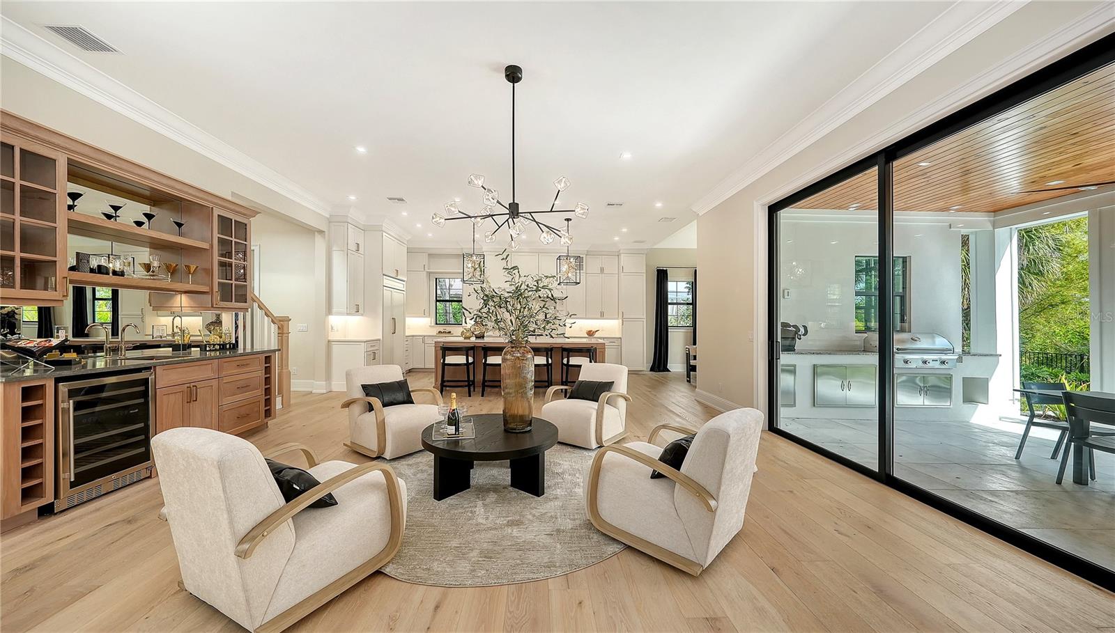 SIESTA BEACH - Residential