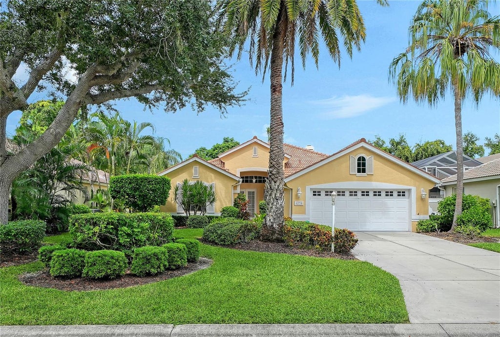 Photo of 4374 Mirabella Circle, Bradenton, FL 34210 (MLS # A4706801)