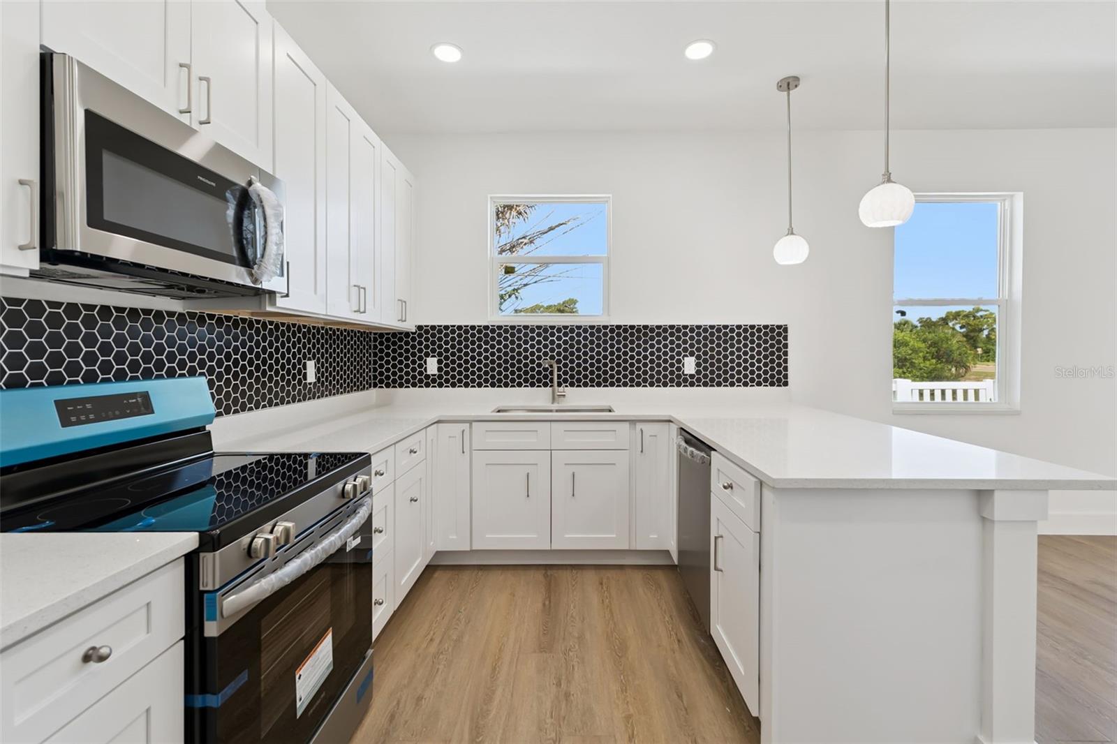 2713 SAN LUIS ROAD