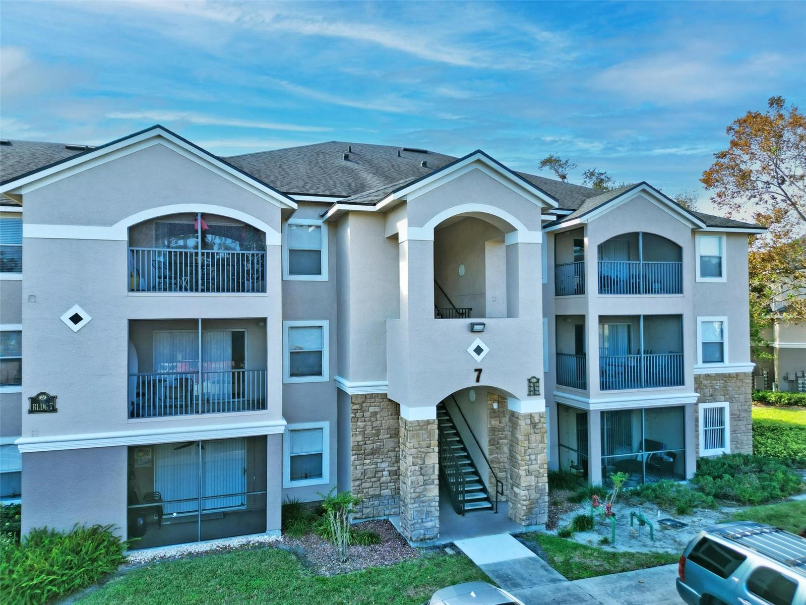 940 VILLAGE TRAIL 7-107
