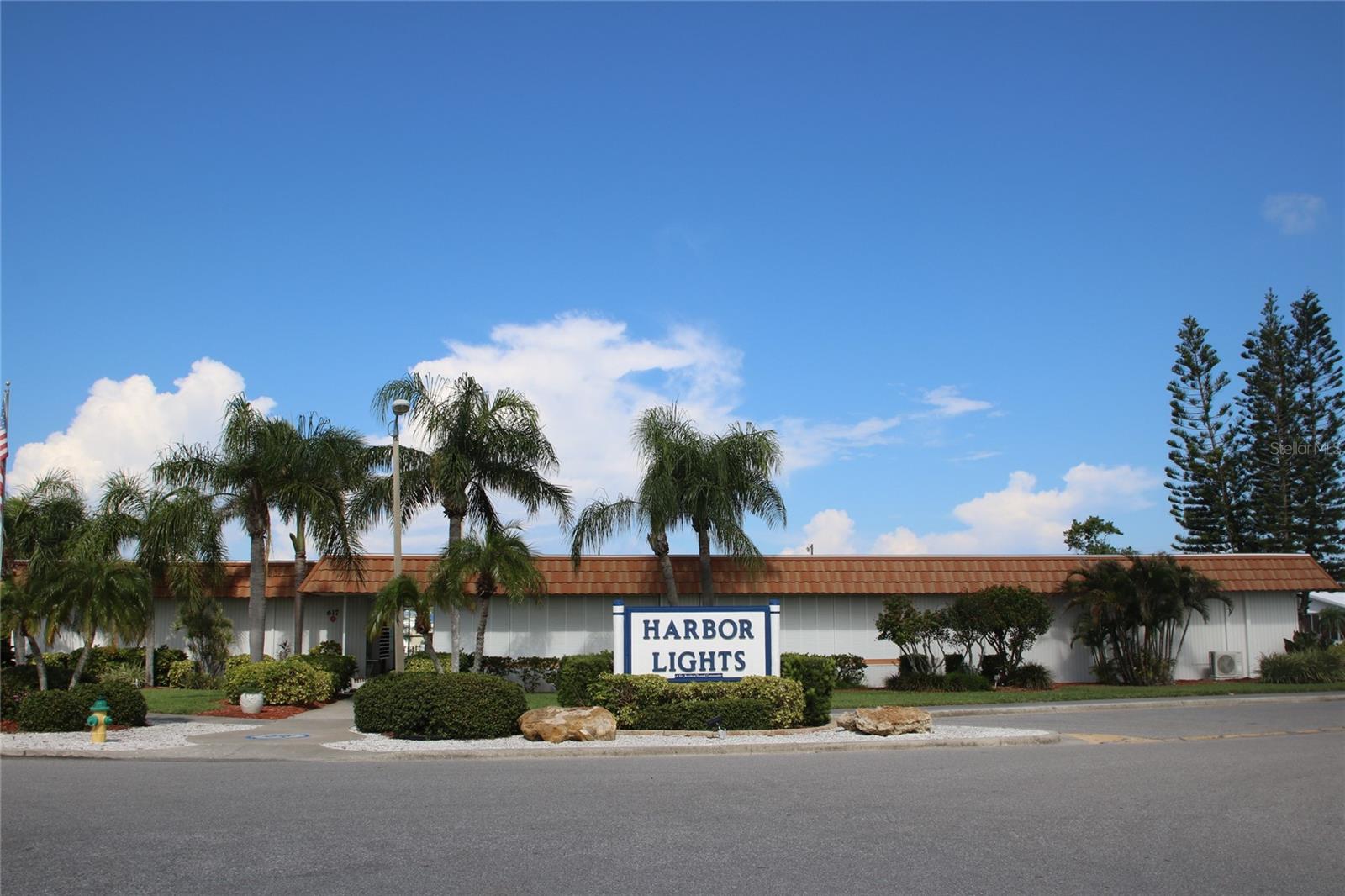 HARBOR LIGHTS MHP CO-OP - Residential